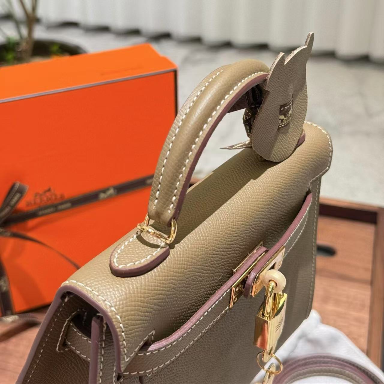 HERME5 高品質ケリー 第二世代 レザーハンドバッグ【50％割引+送料無料】