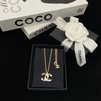 CHANE1 ダブルCスクエアダイヤモンドネックレス【50％割引+送料無料】