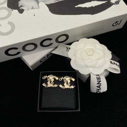 CHANE1 ダブルCスクエアダイヤモンドイヤリング【50％割引+送料無料】