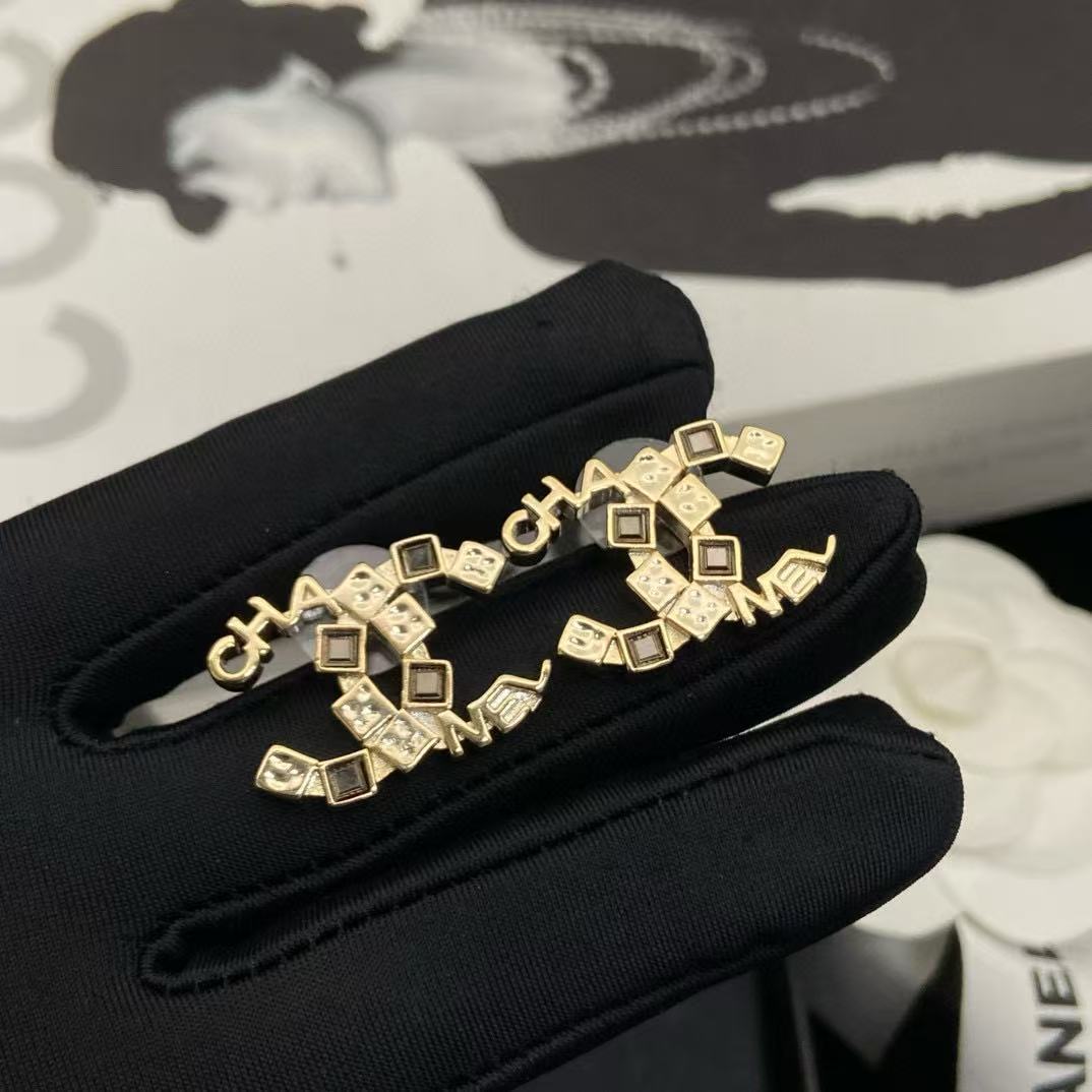 CHANE1 ダブルCスクエアダイヤモンドイヤリング【50％割引+送料無料】