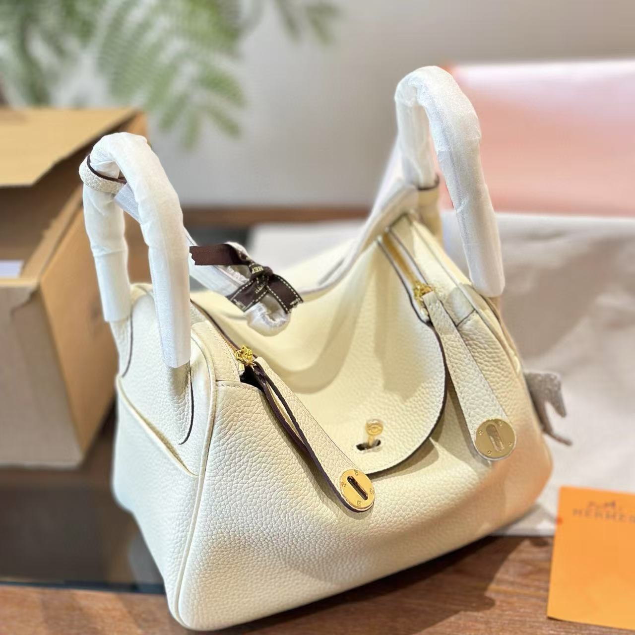 ＨＥＲＭＥＳLindy脇の下のバッグ【50％割引+送料無料】