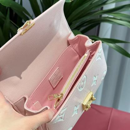 ＬＯＵＩＳ ＶＵＩＴＴＯＮチェーンバッグ【50％割引+送料無料】