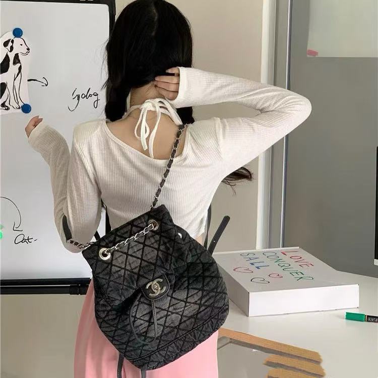 ＣＨＡＮＥＬデニムチェーンバックパック【50％割引+送料無料】