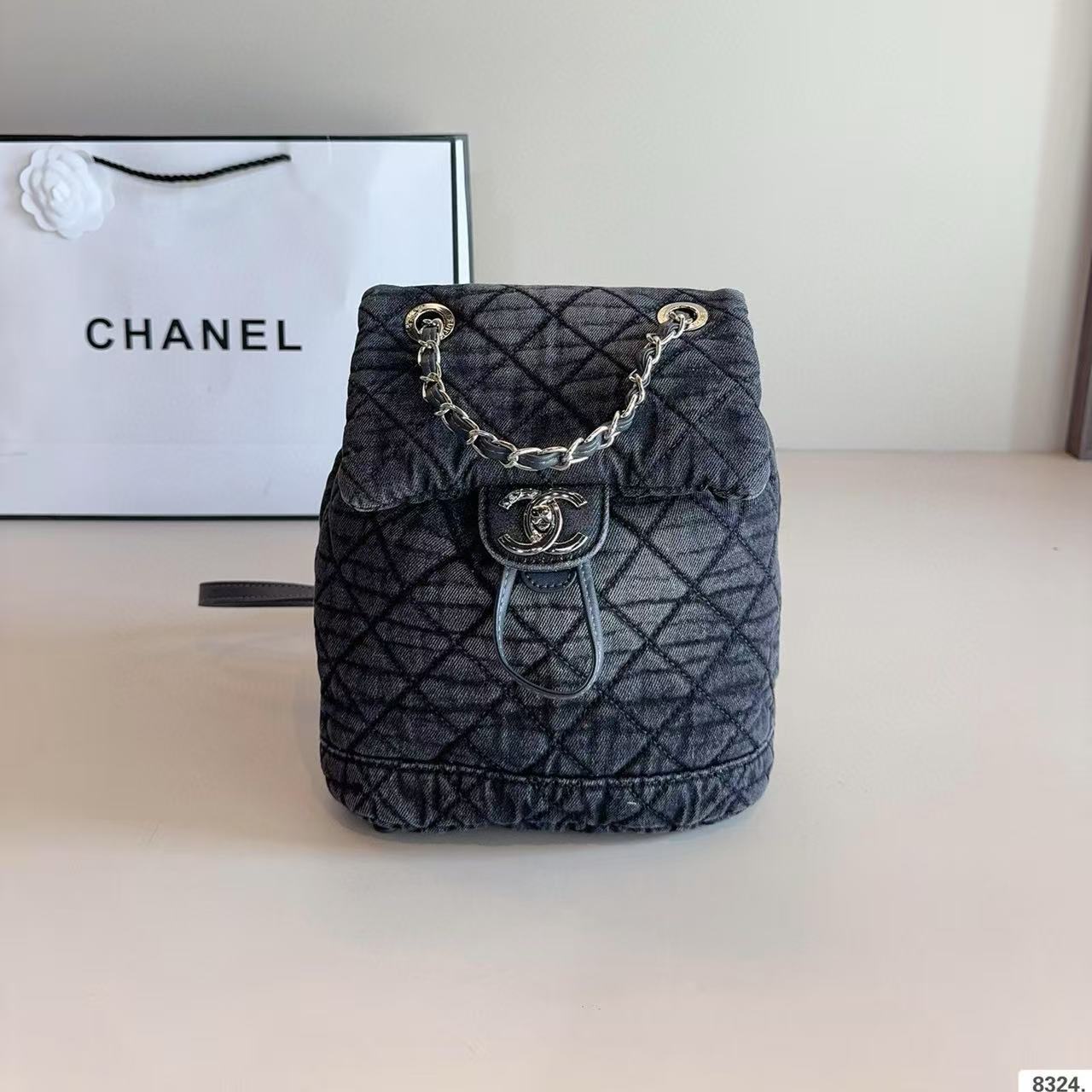 ＣＨＡＮＥＬデニムチェーンバックパック【50％割引+送料無料】