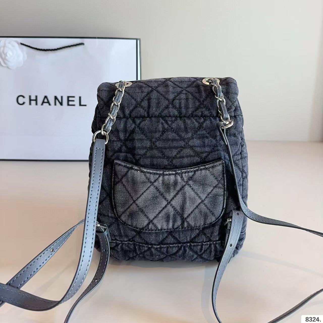 ＣＨＡＮＥＬデニムチェーンバックパック【50％割引+送料無料】