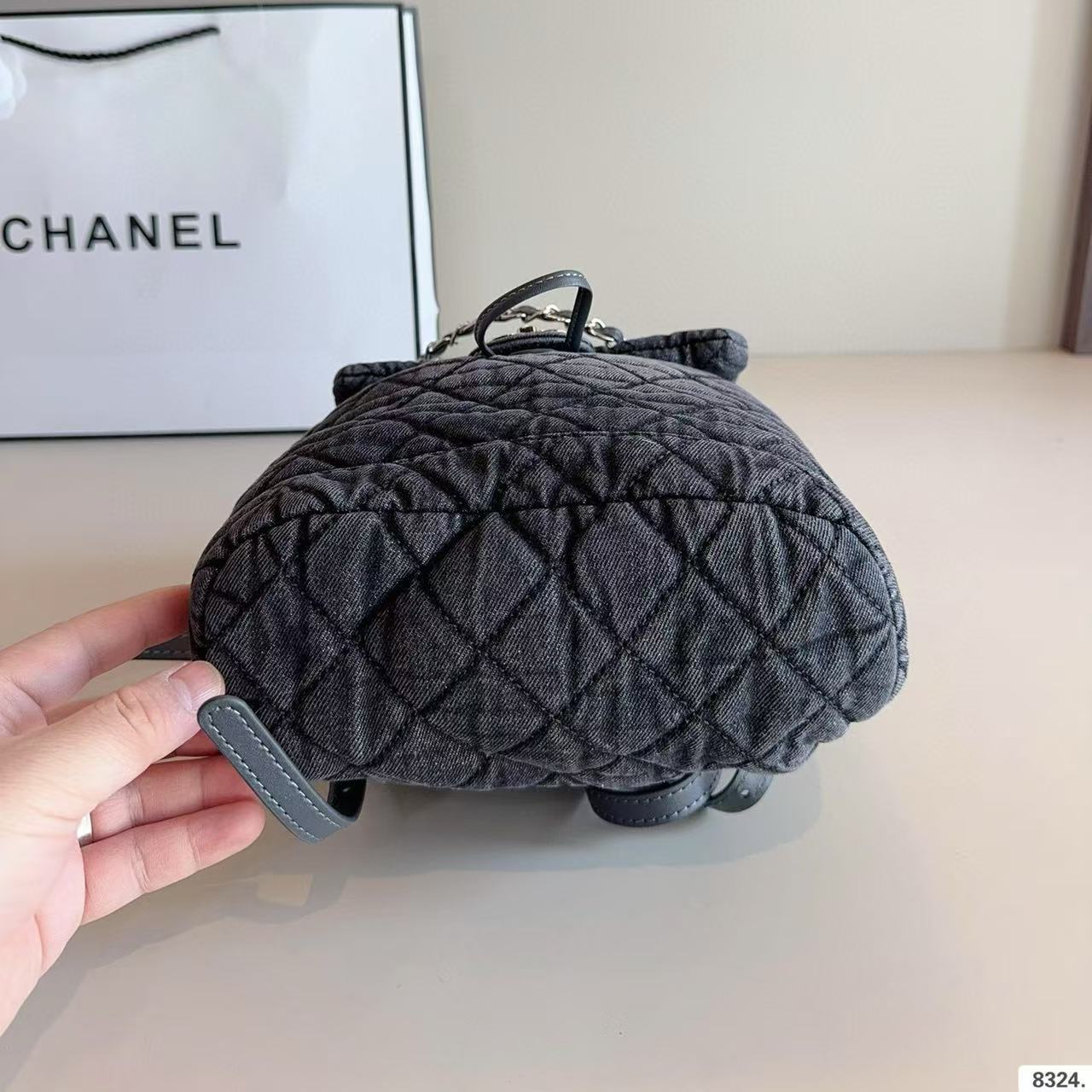 ＣＨＡＮＥＬデニムチェーンバックパック【50％割引+送料無料】