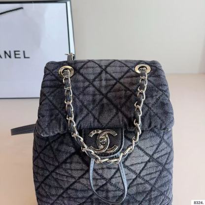 ＣＨＡＮＥＬデニムチェーンバックパック【50％割引+送料無料】
