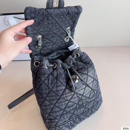 ＣＨＡＮＥＬデニムチェーンバックパック【50％割引+送料無料】