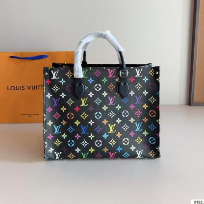 ＬＯＵＩＳ ＶＵＩＴＴＯＮ刺繍入りジャングルプリントトートバッグ【50％割引+送料無料】