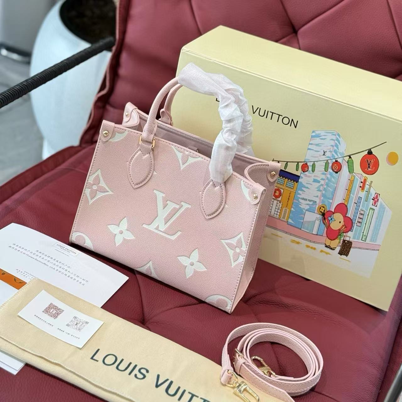 ＬＯＵＩＳ ＶＵＩＴＴＯＮピンクのハンドバッグ【50％割引+送料無料】