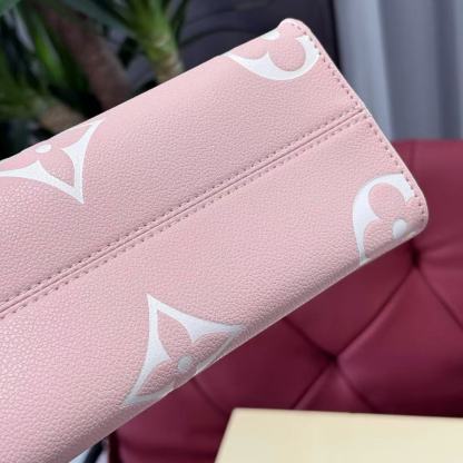 ＬＯＵＩＳ ＶＵＩＴＴＯＮピンクのハンドバッグ【50％割引+送料無料】