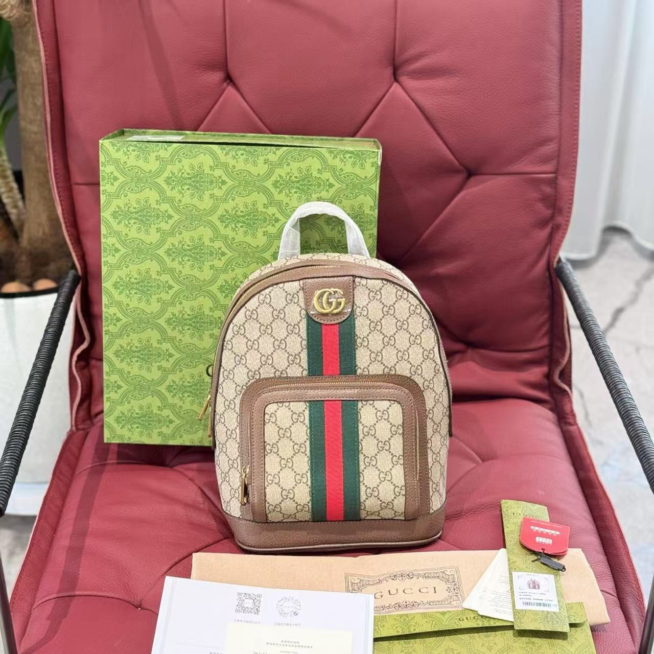 ＧＵＣＣＩクラシックな老眼用ダブル G バックパック【50％割引+送料無料】