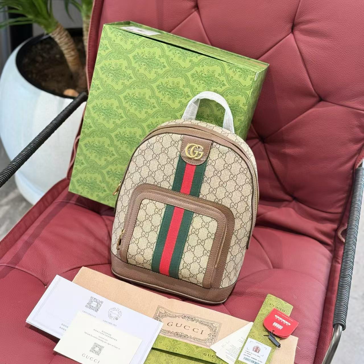 ＧＵＣＣＩクラシックな老眼用ダブル G バックパック【50％割引+送料無料】