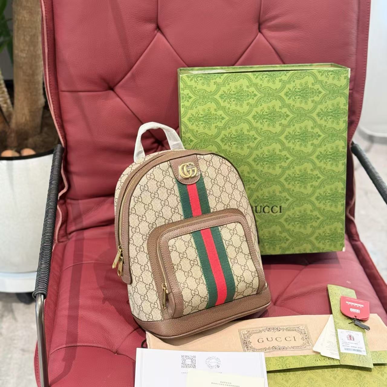 ＧＵＣＣＩクラシックな老眼用ダブル G バックパック【50％割引+送料無料】