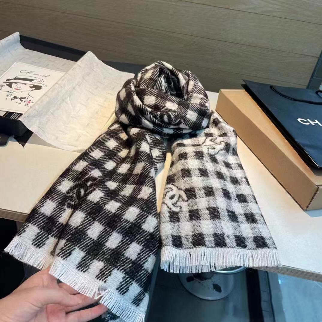 CHANE1 カシミア チェック柄 フリンジ スカーフ【 50％割引+送料無料】