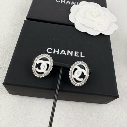 CHANE1 ダブルCロゴ ダイヤモンドスタッドピアス【50％割引+送料無料】