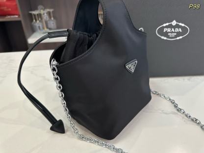 PR4DA バケットチェーンバッグ【 50％割引+送料無料】