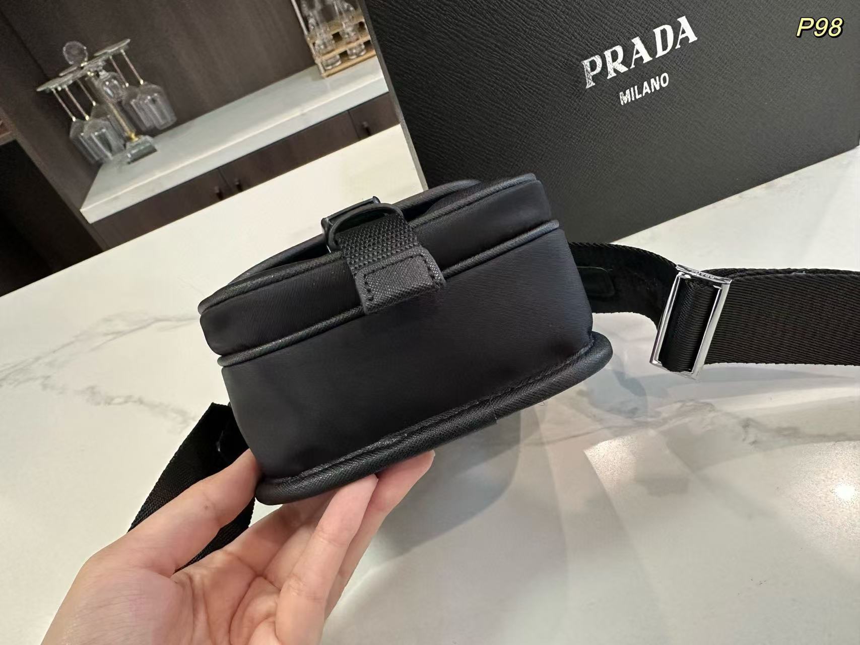 PR4DA クロスボディ フォンバッグ【 50％割引+送料無料】