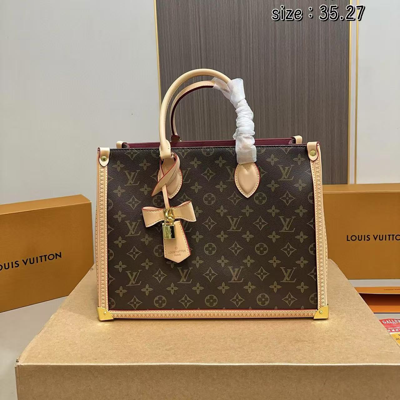 LV老眼トートバッグ【 50％割引+送料無料】