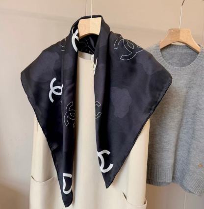 CHANE1 ダブルC シルクスカーフ【 50％割引+送料無料】