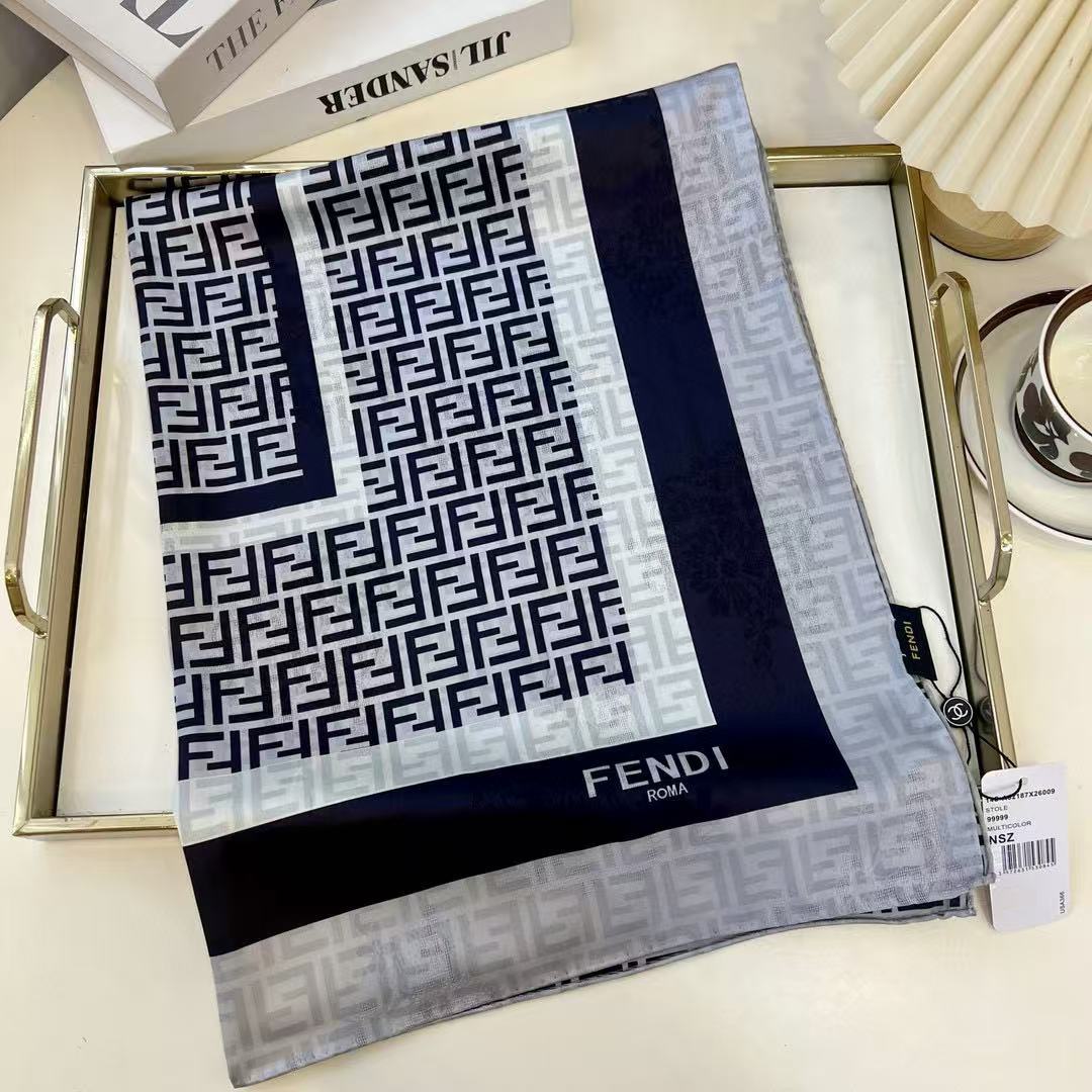 FEND1FF シルクスカーフ【 50％割引+送料無料】