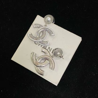 CHANE1 ダブルCパールイヤリング【 50％割引+送料無料】