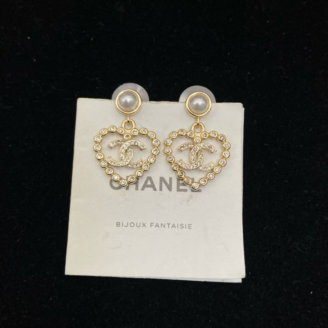 CHANE1 ハートシェイプ ダイヤモンド スタッドピアス【 50％割引+送料無料】