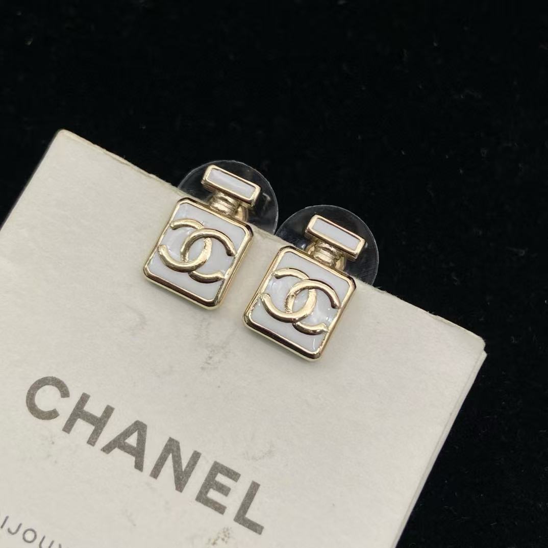 CHANE1 香水瓶ダブルCイヤリング【 50％割引+送料無料】