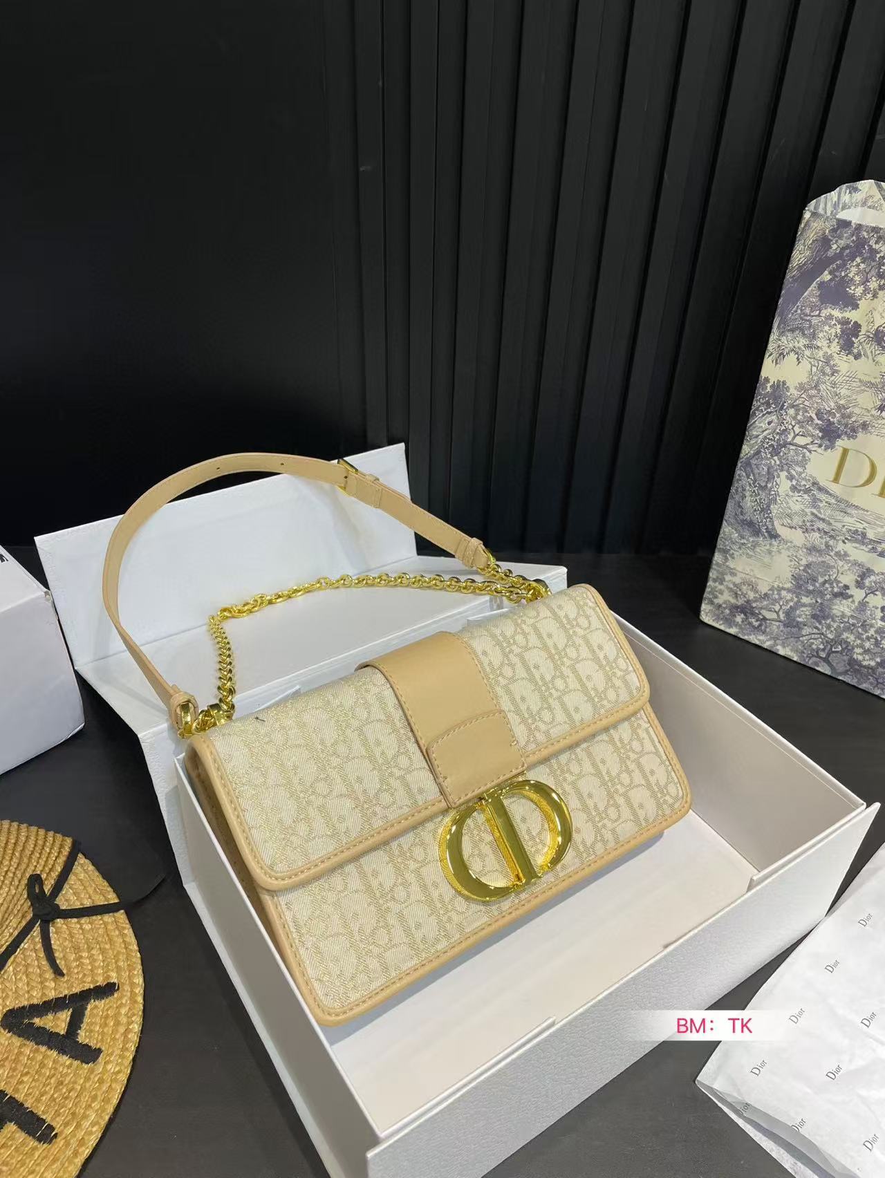 DI0Rプリントチェーン モンテーニュバッグ【 50％割引+送料無料】