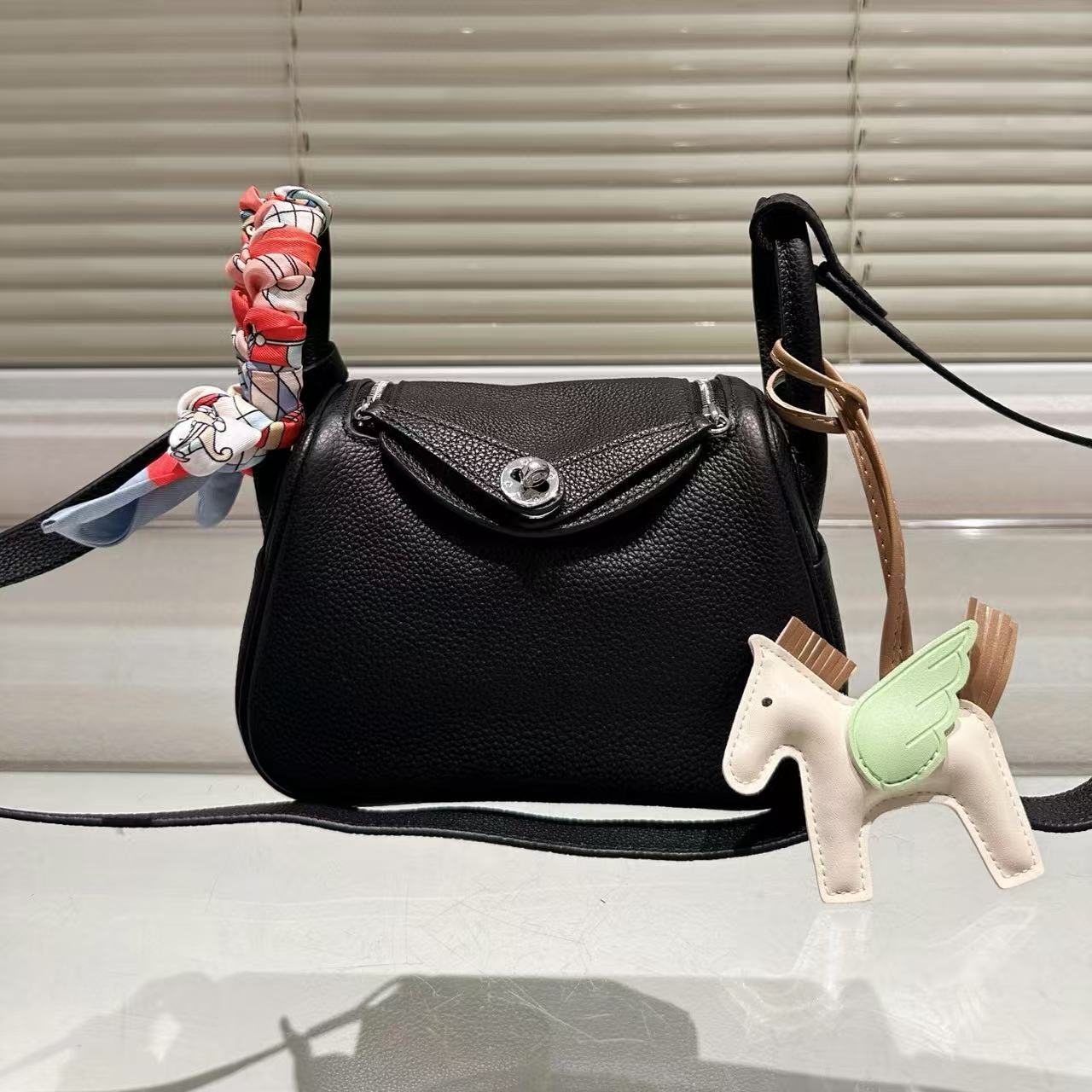 HERME5 Lindy牛革ショルダーバッグ 【 50％割引+送料無料】