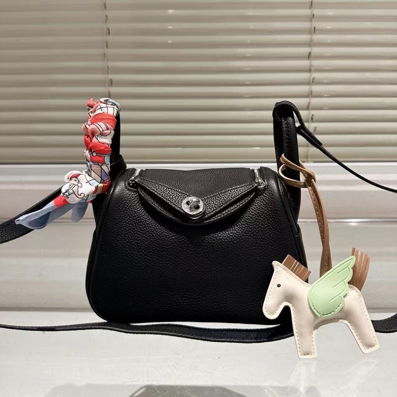 HERME5 Lindy牛革ショルダーバッグ 【 50％割引+送料無料】