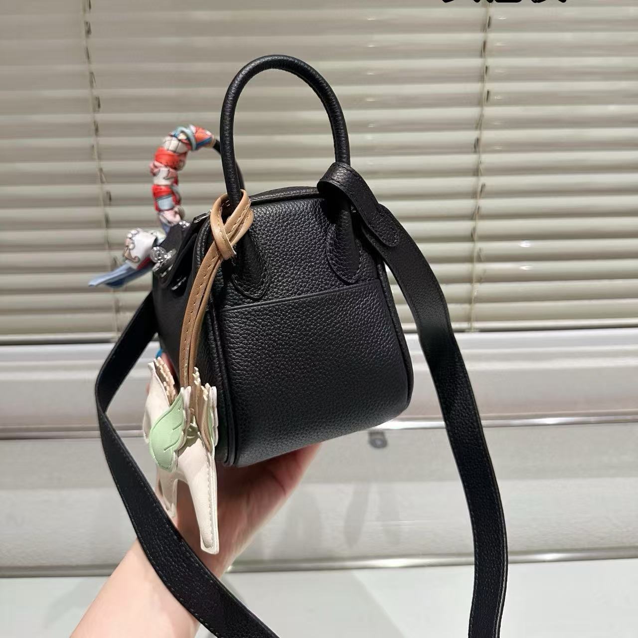 HERME5 Lindy牛革ショルダーバッグ 【 50％割引+送料無料】