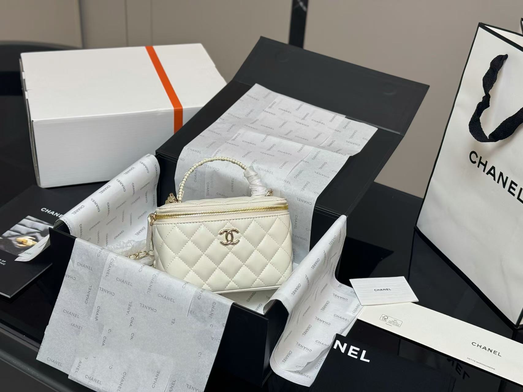 CHANE1 チェーンショルダー クロスボディバッグ【 50％割引+送料無料】