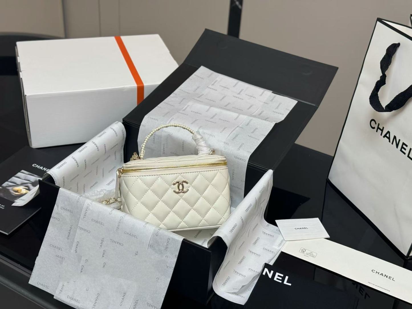 CHANE1 チェーンショルダー クロスボディバッグ【 50％割引+送料無料】