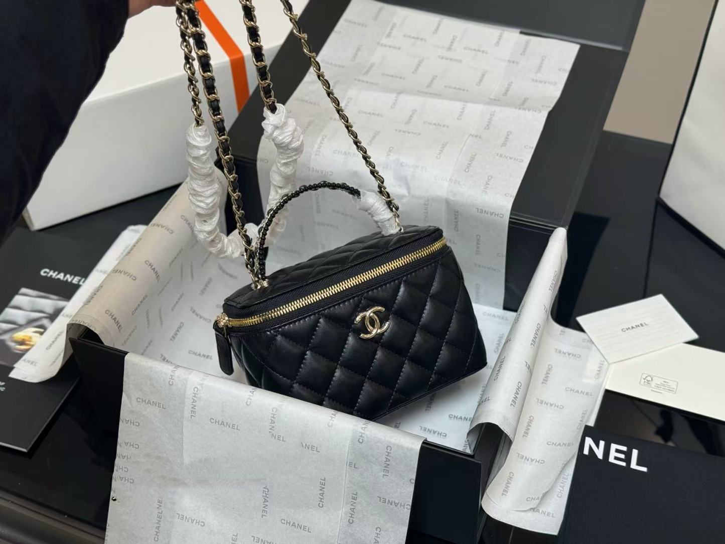 CHANE1 チェーンショルダー クロスボディバッグ【 50％割引+送料無料】