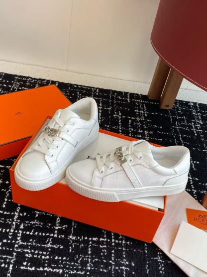 HERME5 高品質 Hバックル カジュアルシューズ【50％割引+送料無料】