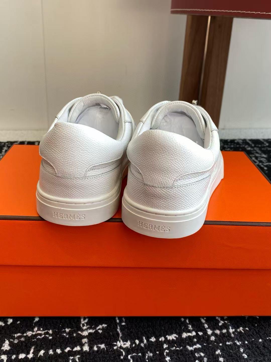 HERME5 高品質 Hバックル カジュアルシューズ【50％割引+送料無料】