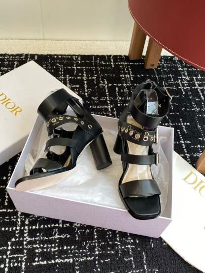 DI0R 高品質スクエアトゥハイヒールサンダル【50％割引+送料無料】