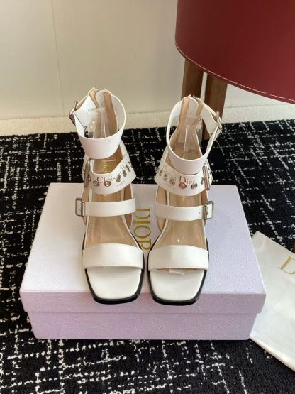 DI0R 高品質スクエアトゥハイヒールサンダル【50％割引+送料無料】