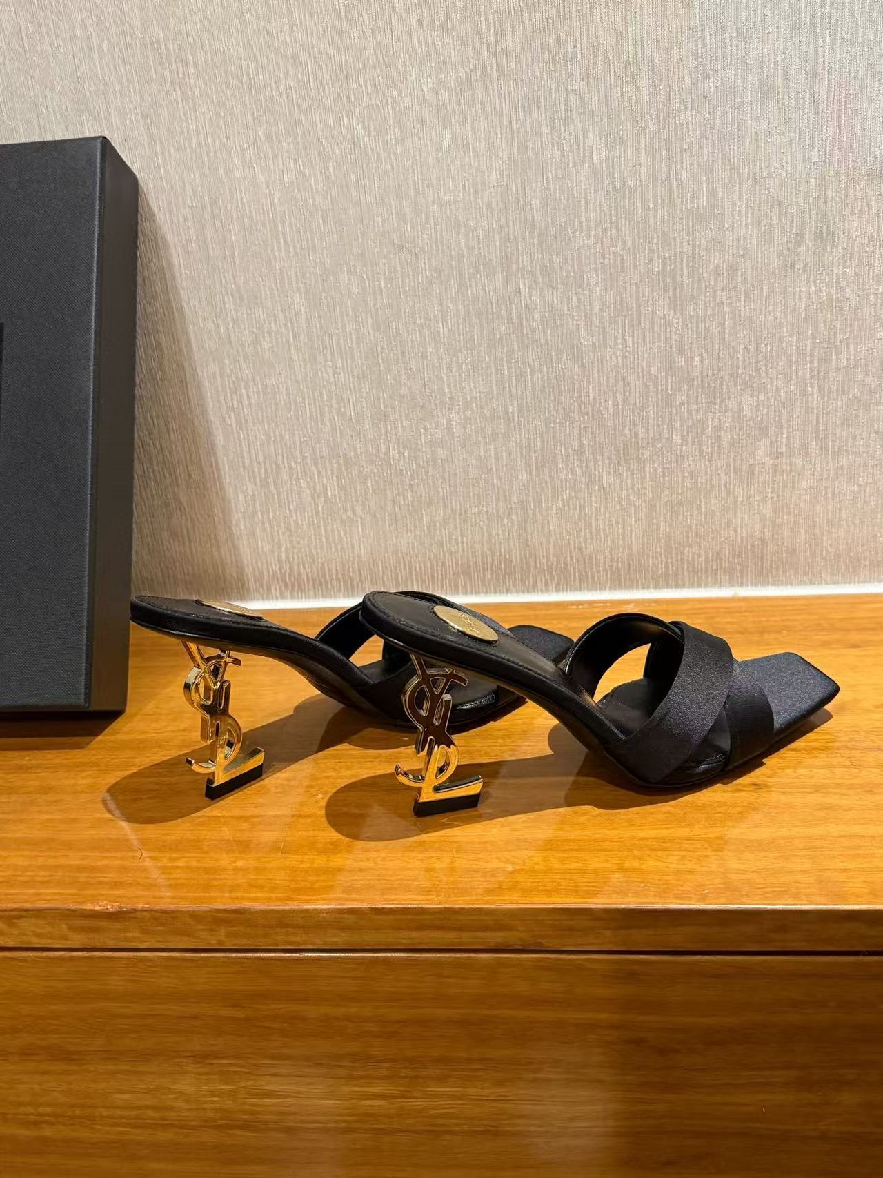 YSLの高品質ハイヒールサンダル【50％割引+送料無料】