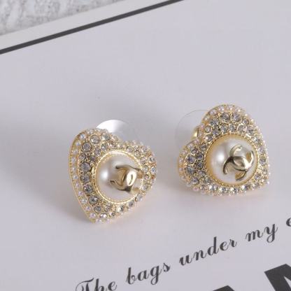 CHANE1 ハートシェイプ ダイヤモンド スタッドピアス【 50％割引+送料無料】