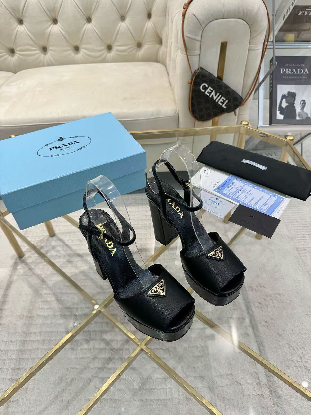 PR4DA 高品質 厚底 三角形 ロゴ ハイヒール【50％割引+送料無料】