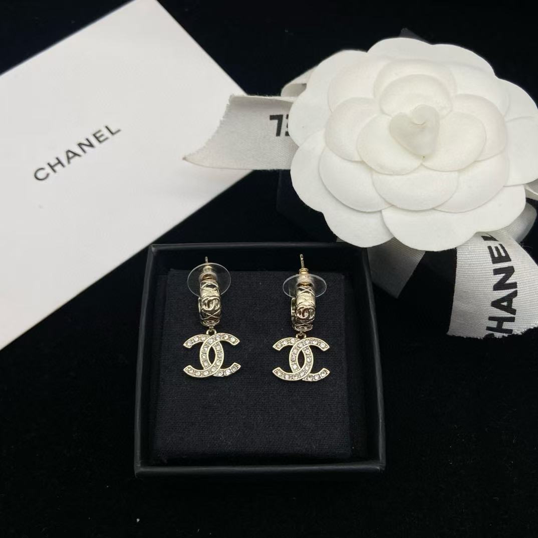 CHANE1 ダブルC ダイヤモンドイヤリング【 50％割引+送料無料】