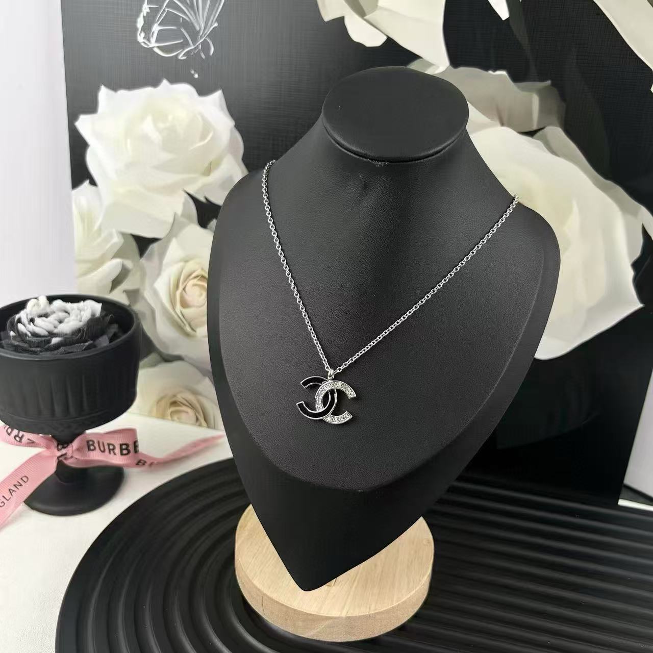 CHANE1 ダブルC ダイヤモンドネックレス【 50％割引+送料無料】