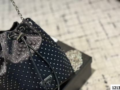 PR4DA リベットバケットバッグ【 50％割引+送料無料】