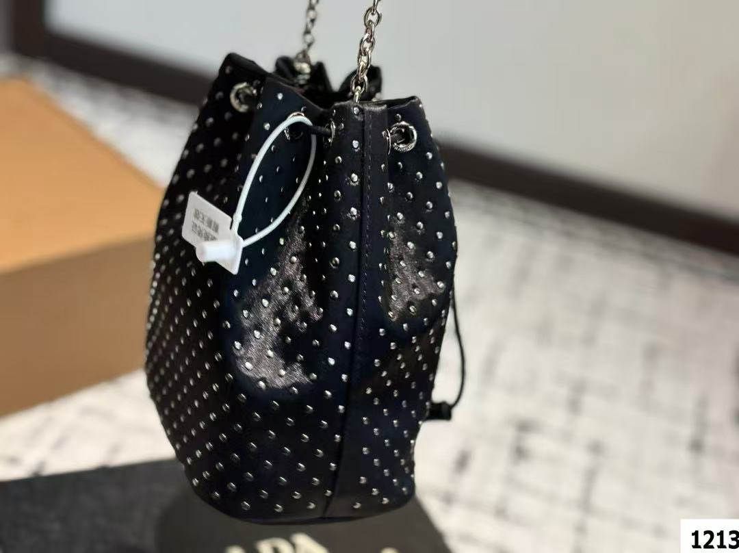 PR4DA リベットバケットバッグ【 50％割引+送料無料】