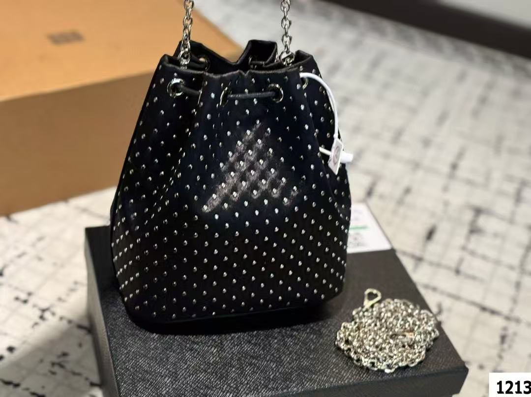 PR4DA リベットバケットバッグ【 50％割引+送料無料】