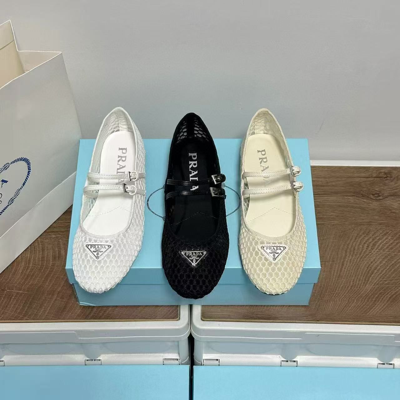 PR4DA トライアングルロゴ メッシュフラットシューズ【50％割引+送料無料】