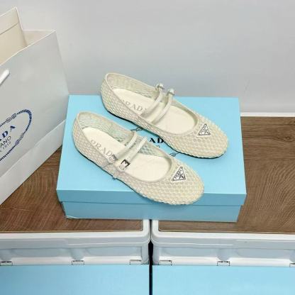 PR4DA トライアングルロゴ メッシュフラットシューズ【50％割引+送料無料】