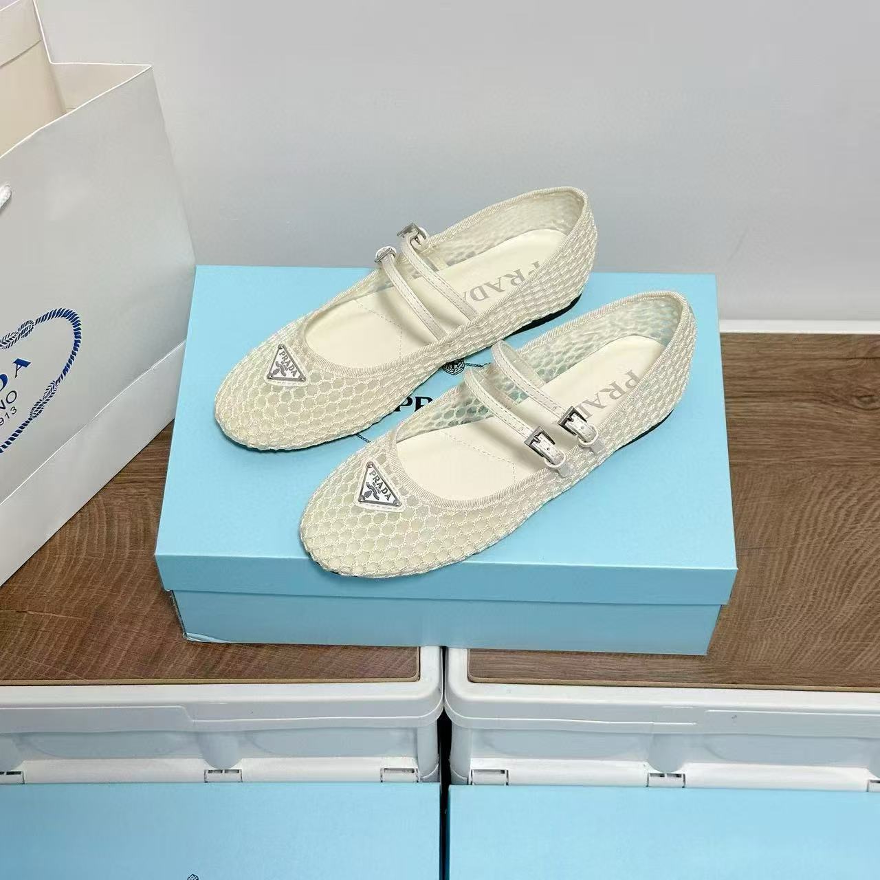 PR4DA トライアングルロゴ メッシュフラットシューズ【50％割引+送料無料】